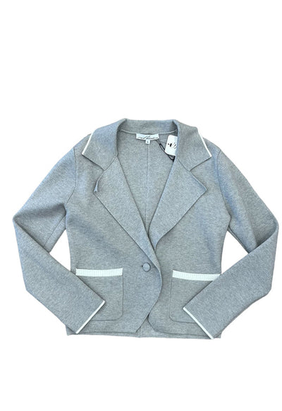 Jackets & Blazers | 3