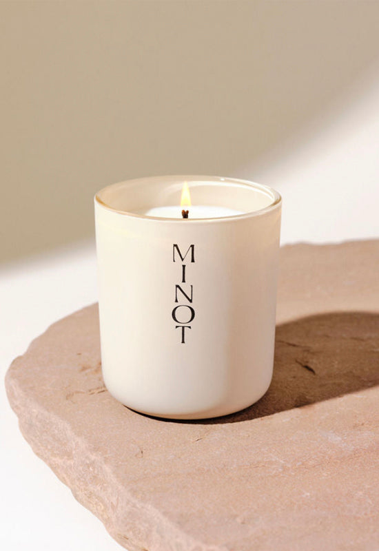 Minot - Cove Candle