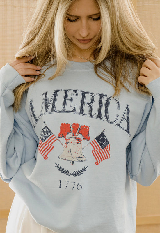 LivyLu - Thrifted 4th of July American Bell Sweatshirt Light Blue