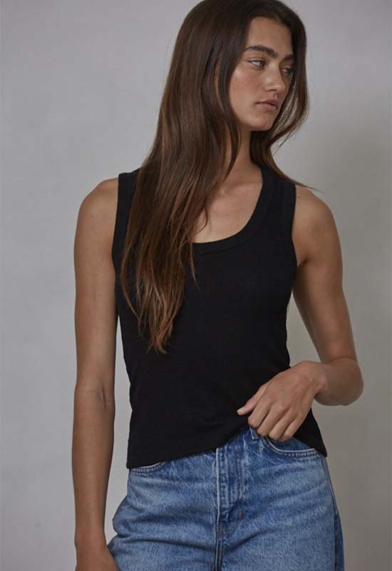 Ribbed Scoop Neck Tank - Black