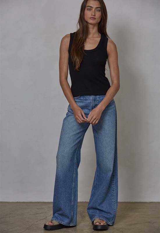 Ribbed Scoop Neck Tank - Black