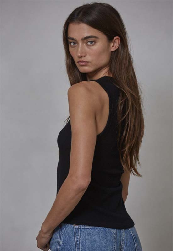 Ribbed Scoop Neck Tank - Black