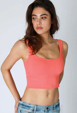 NIKIBIKI - Chevron Rib Crop Top Camelia