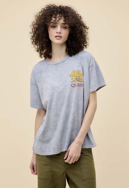 Daydreamer - Queen World Tour 1977 Graphic Tee Light Blue Acid Wash