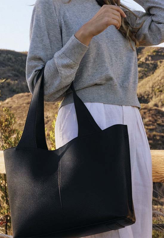 Hobo - Vida Tote Black Pebbled Leather