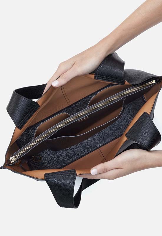Hobo - Vida Tote Black Pebbled Leather