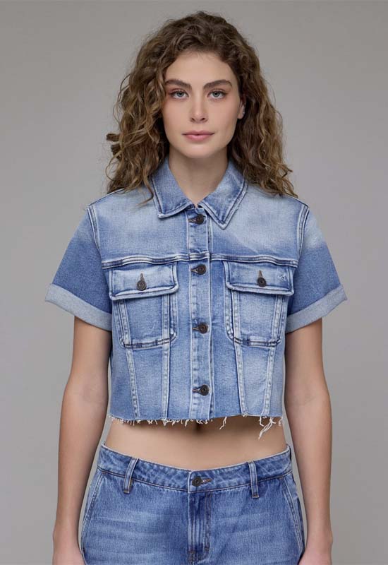 Hidden - Cropped Stretch Trucker Denim Jacket Medium Wash