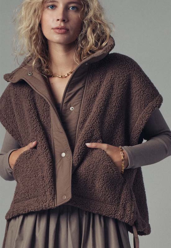 Sherpa Quilted Collar Vest - Brown