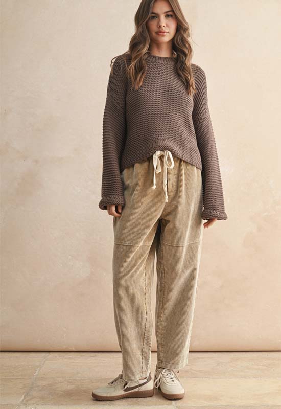 Round Neck Knit Sweater - Chocolate