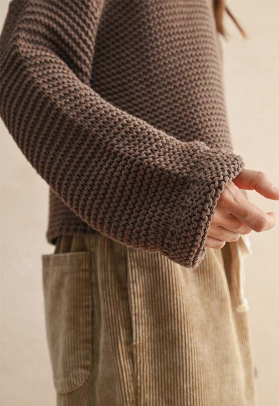 Round Neck Knit Sweater - Chocolate